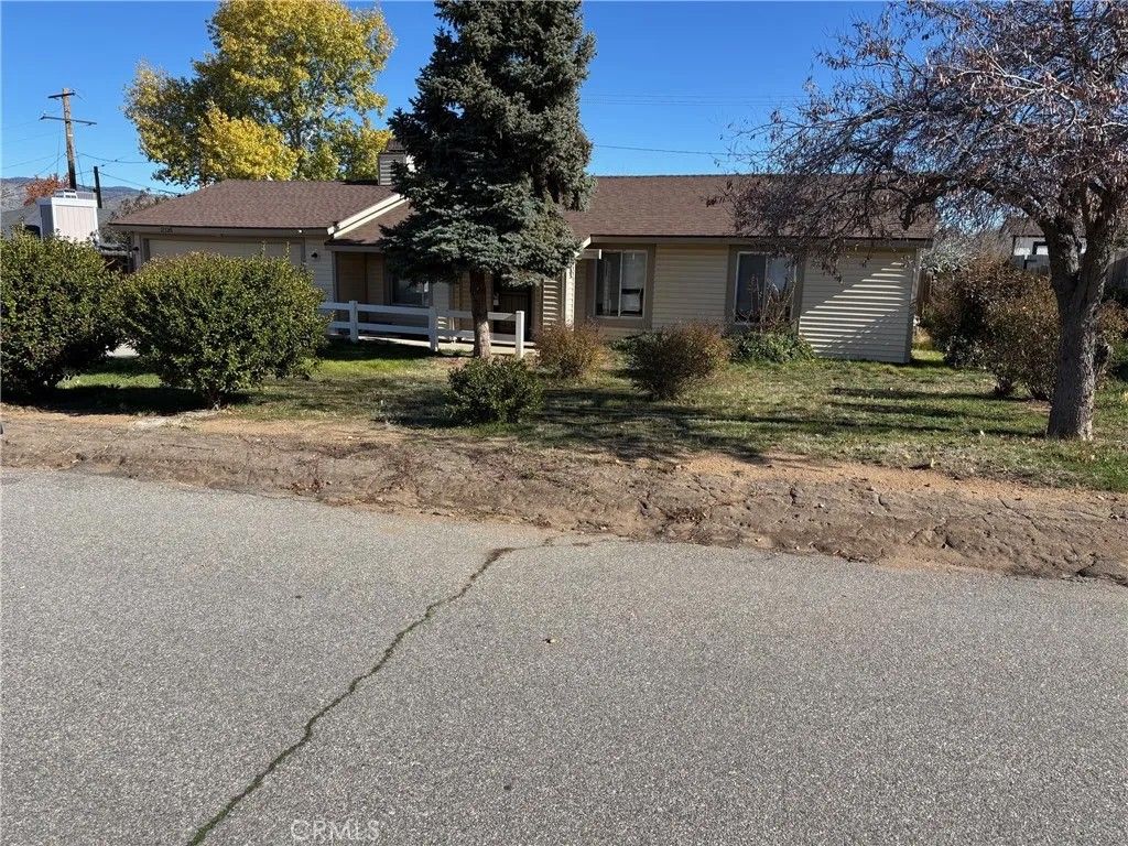 Photo of 21320 Santa Barbara Drive, Tehachapi, CA 93561 (MLS # SC25271420)