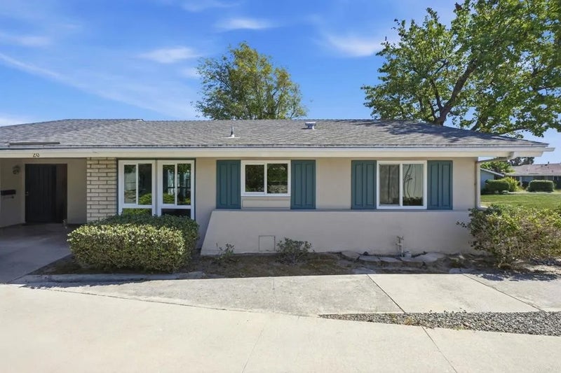 3760 Vista Campana South 20