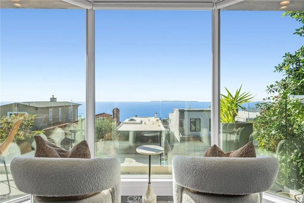 Photo of 928 Quivera, Laguna Beach, CA 92651 (MLS # LG26023975)