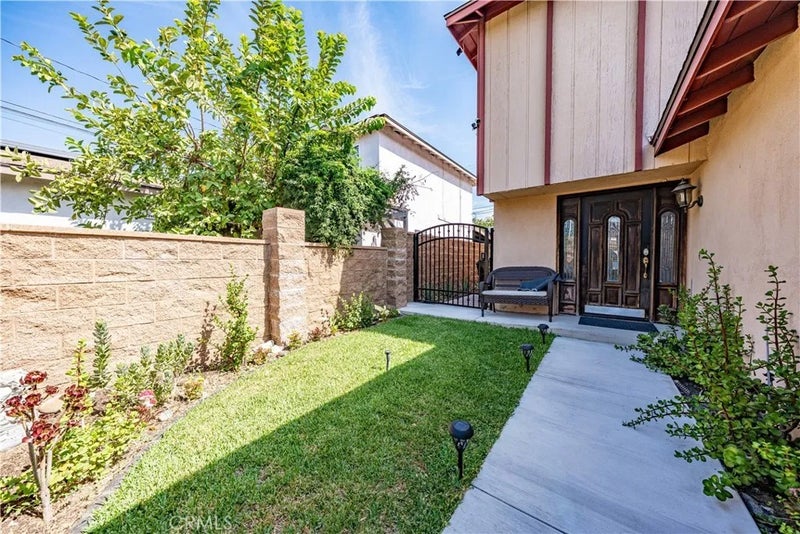 13407 Caffel Way