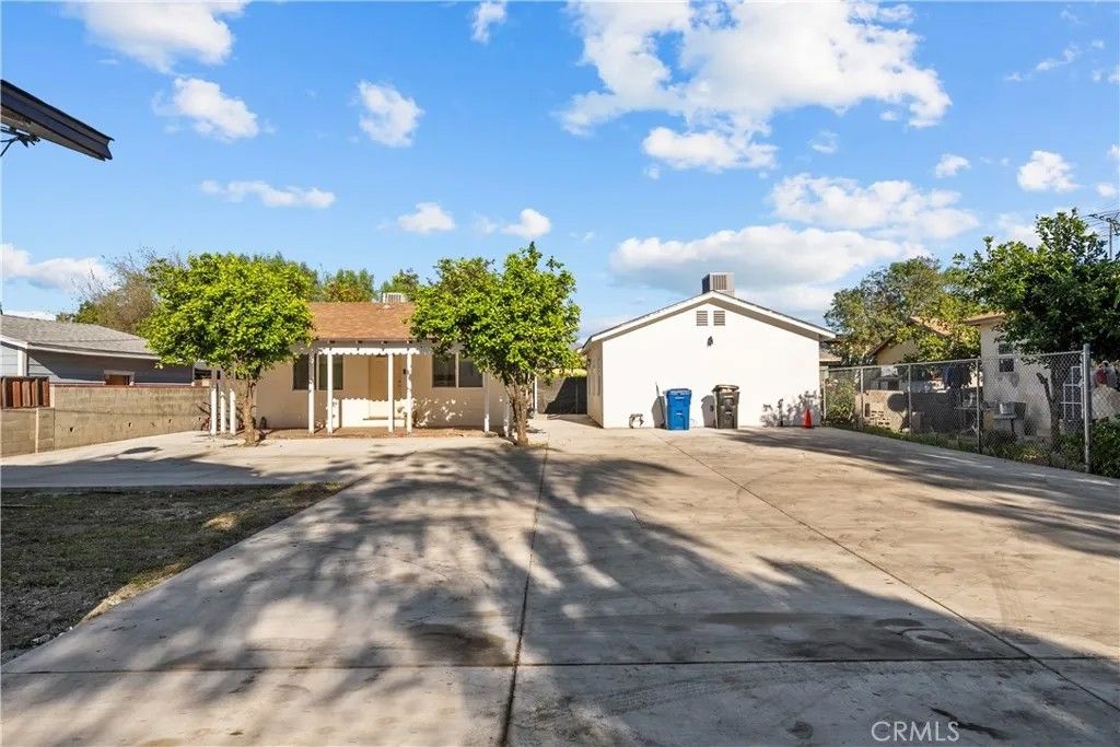 Photo of 10558 Laurel Canyon Blvd, Pacoima, CA 91331 (MLS # SR25277740)
