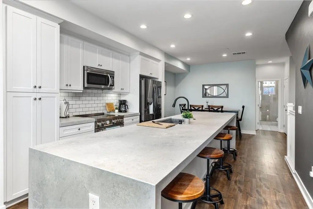 Photo of 1121 Makena Way, Oceanside, CA 92054 (MLS # NDP2509284)