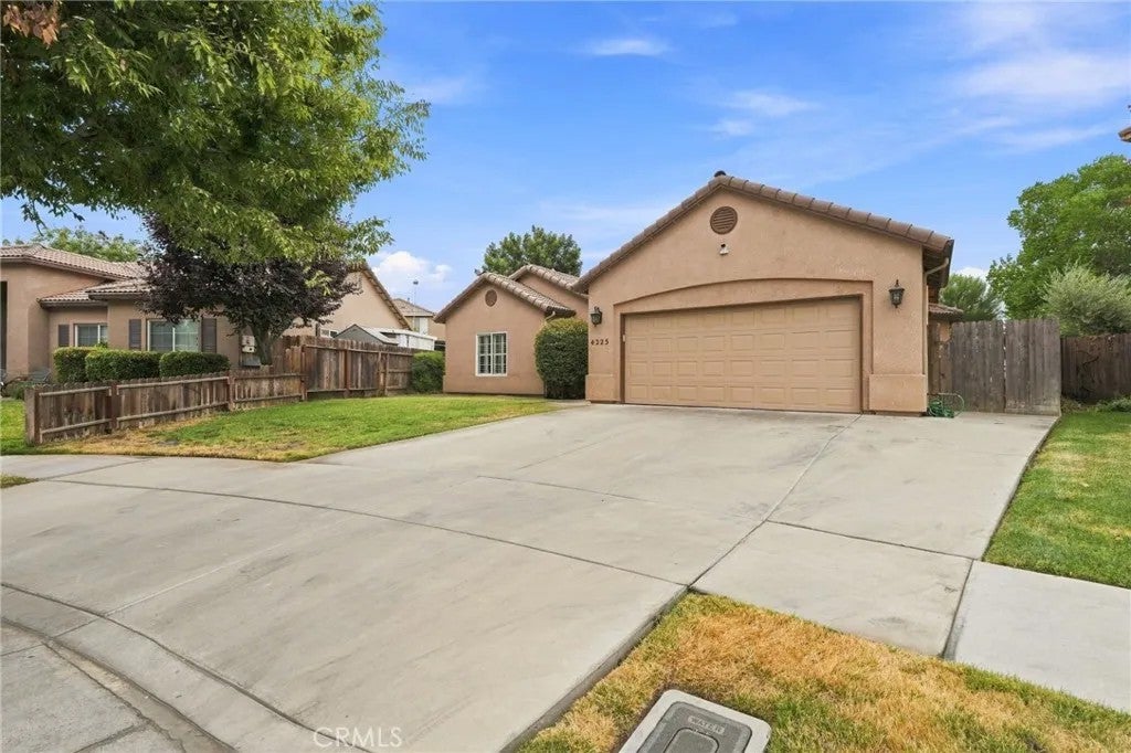 4225 W Ceres Court