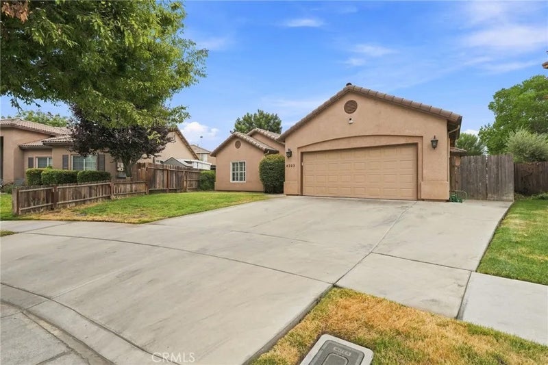 4225 W Ceres Court