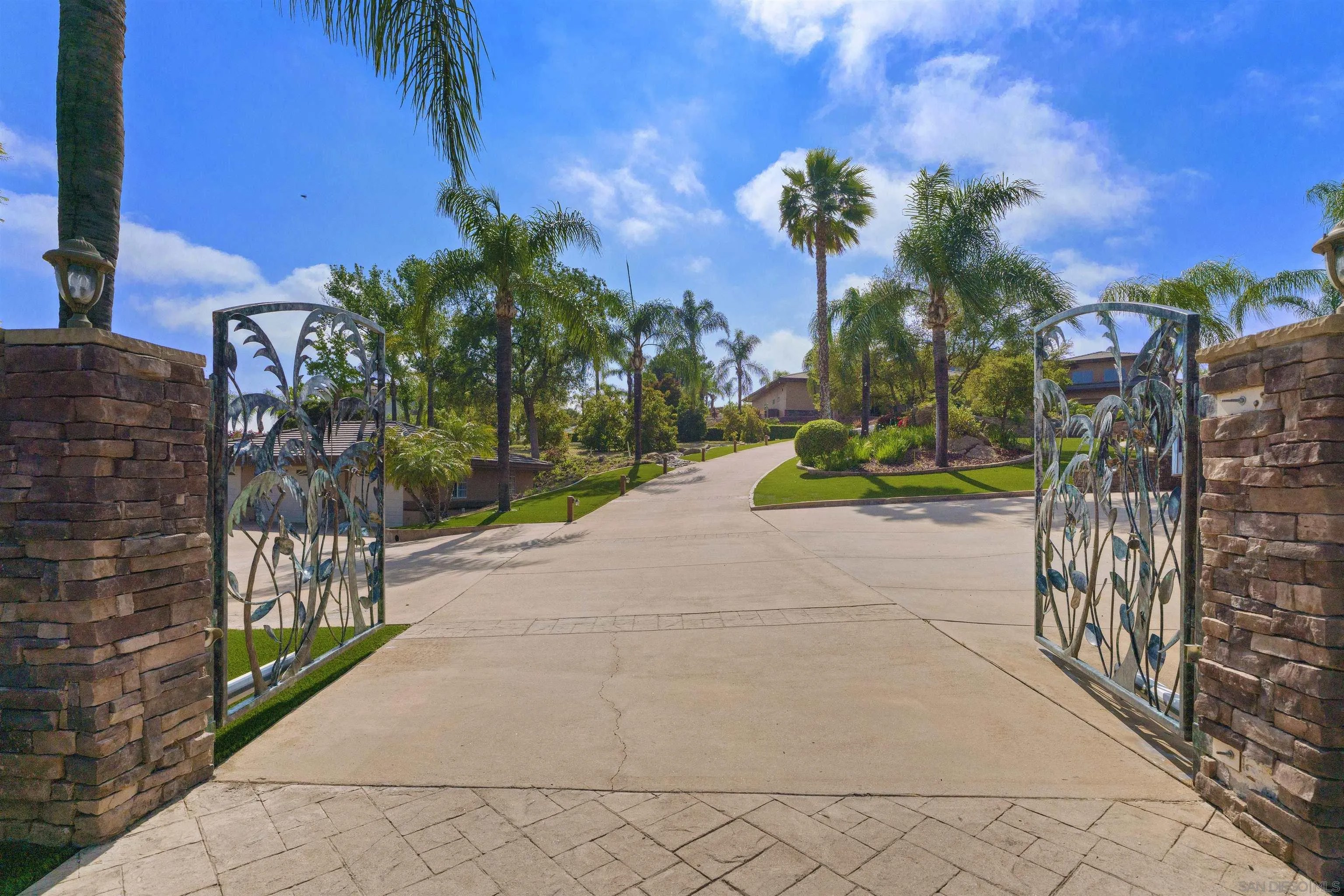 2882 Conestoga Circle