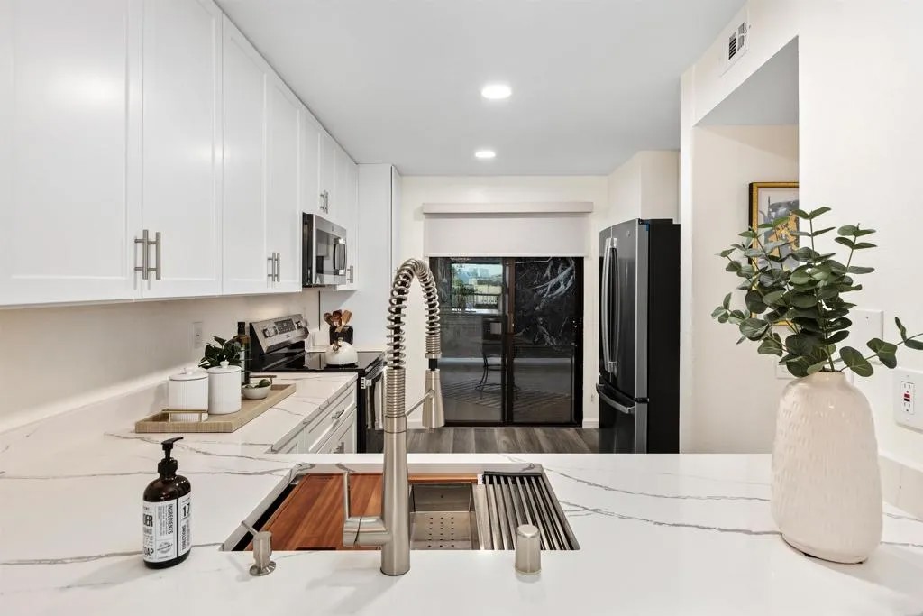 3903 California Street 3