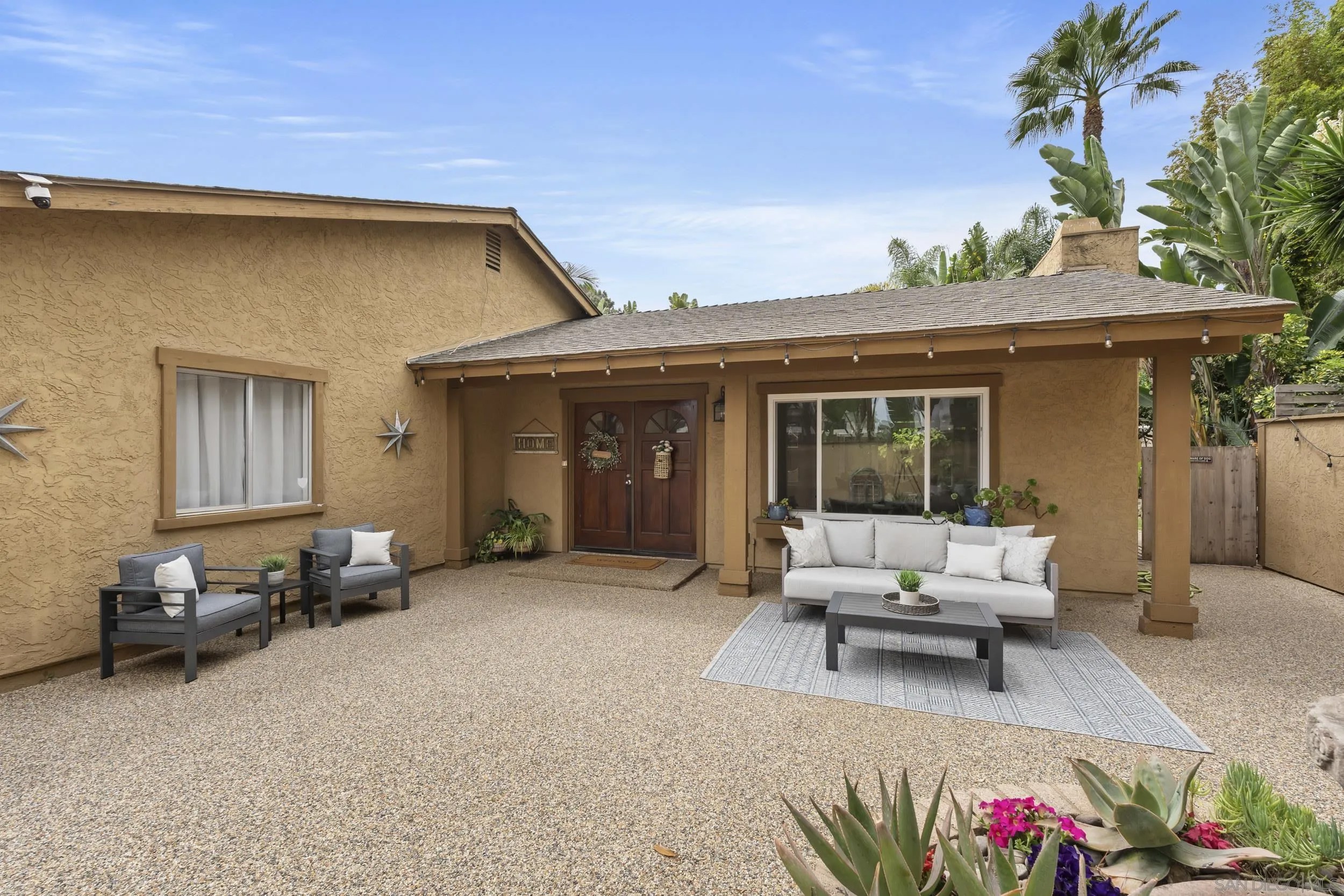 489 La Costa Ave