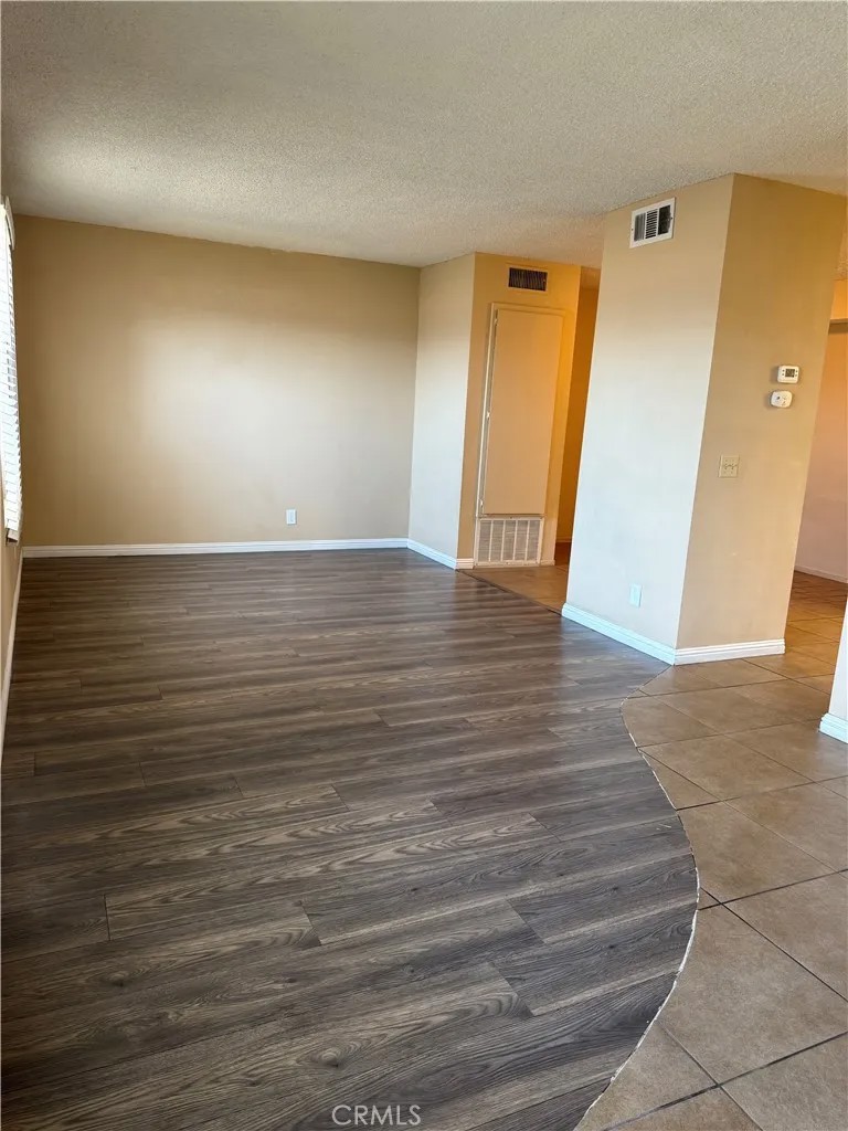 2260 E ave Q4