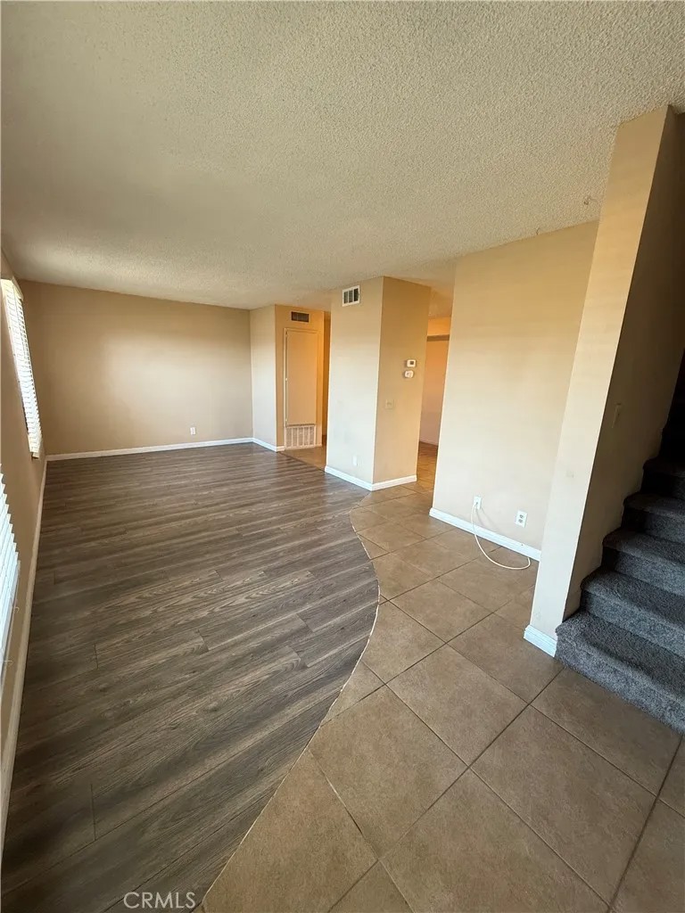 2260 E ave Q4