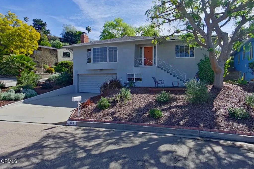 Photo of 1462 Glengarry Road, Pasadena, CA 91105 (MLS # P1-26004)