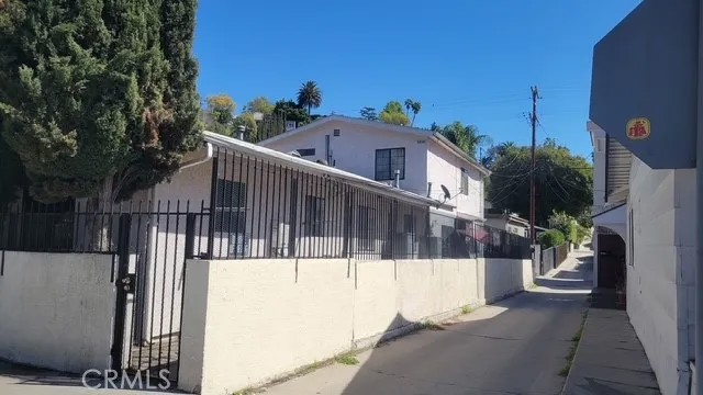 1458 Silver Lake Boulevard
