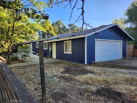 Photo of 3770 Oakland Avenue, Clearlake, CA 95422 (MLS # LC26162110)