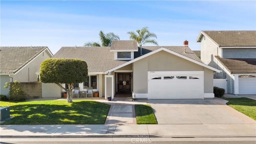 Photo of 17541 Beckwall Ln, Huntington Beach, CA 92649 (MLS # OC26011578)