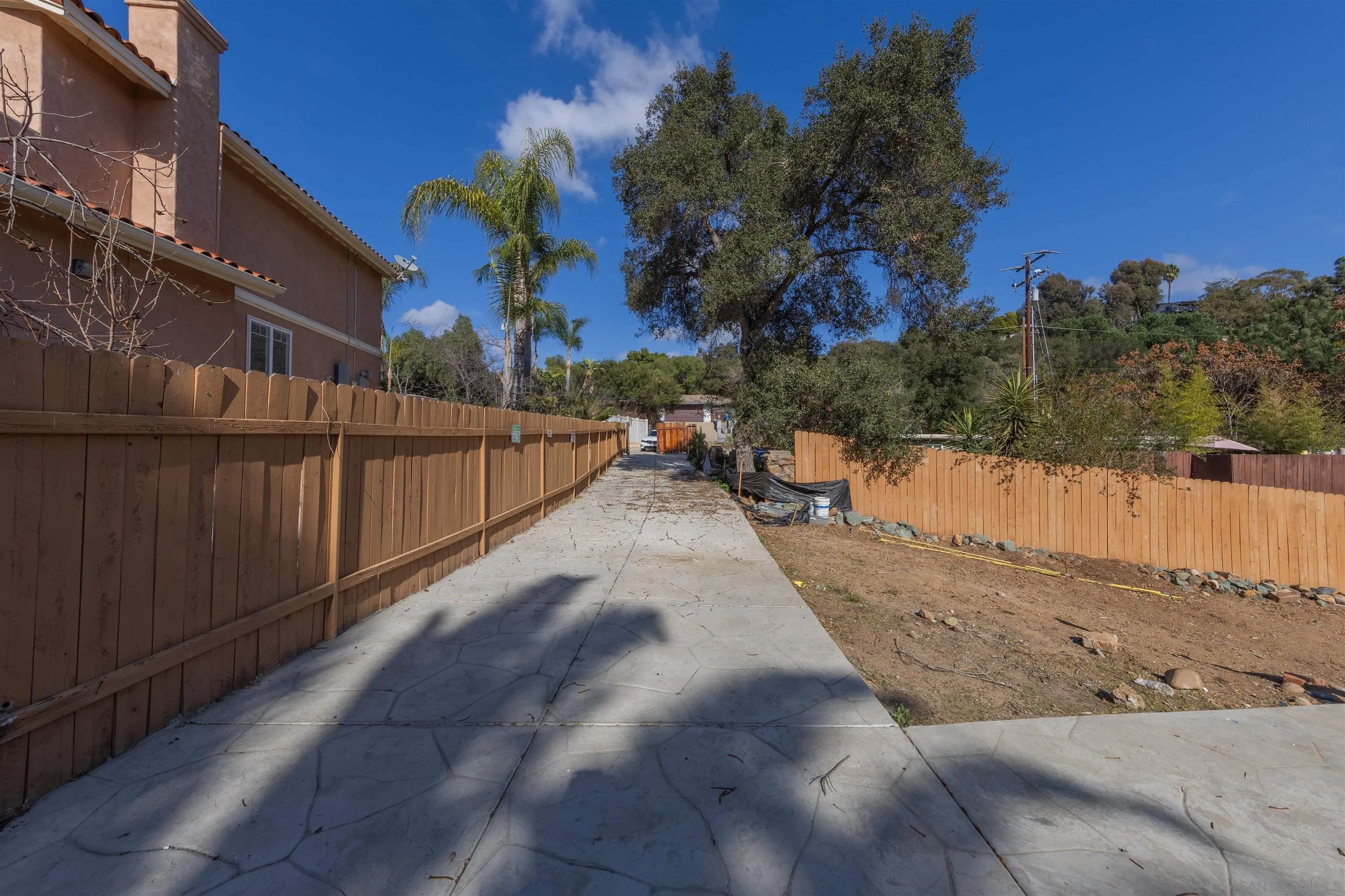 25734 Willow Ln
