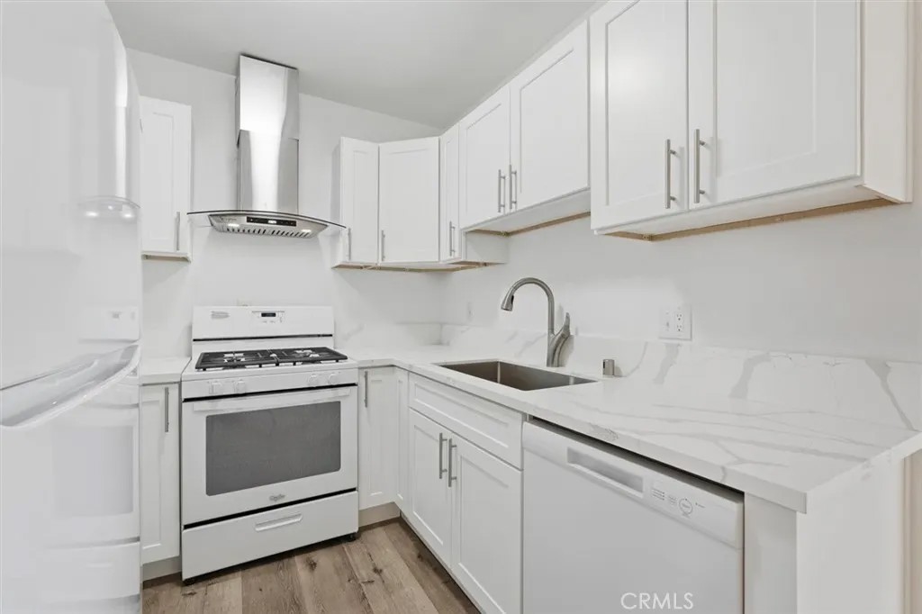 1036 Magnolia 207