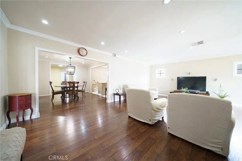 5163 Windermere