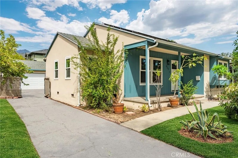 439 Montana Street