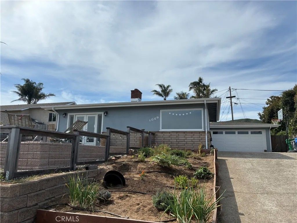 Photo of 1049 Bay Oaks Dr, Los Osos, CA 93402 (MLS # SC26086877)