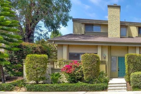 Photo of 3304 Caminito Eastbluff #143, La Jolla, CA 92037 (MLS # NDP2508797)