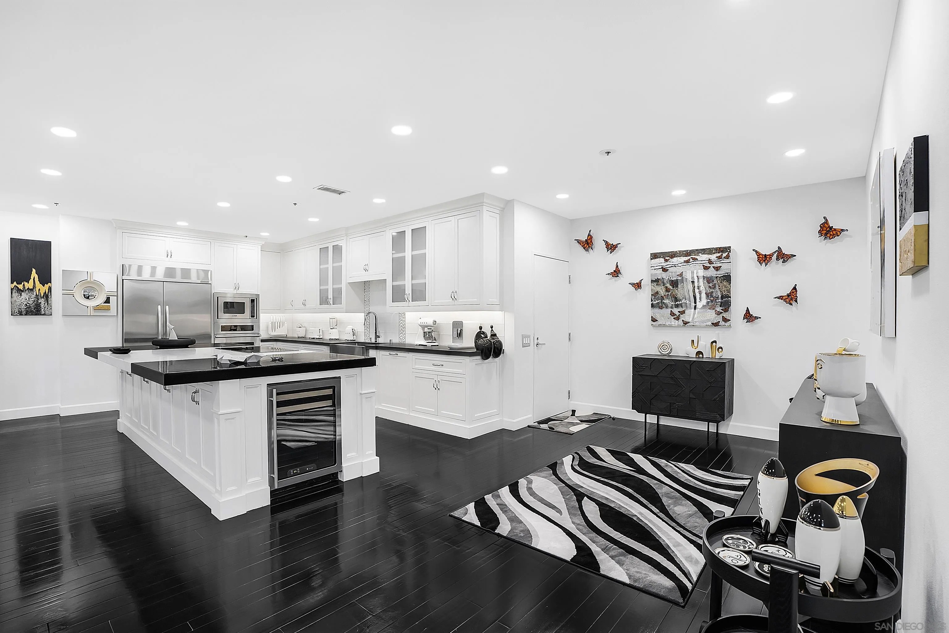 700 Front St 505