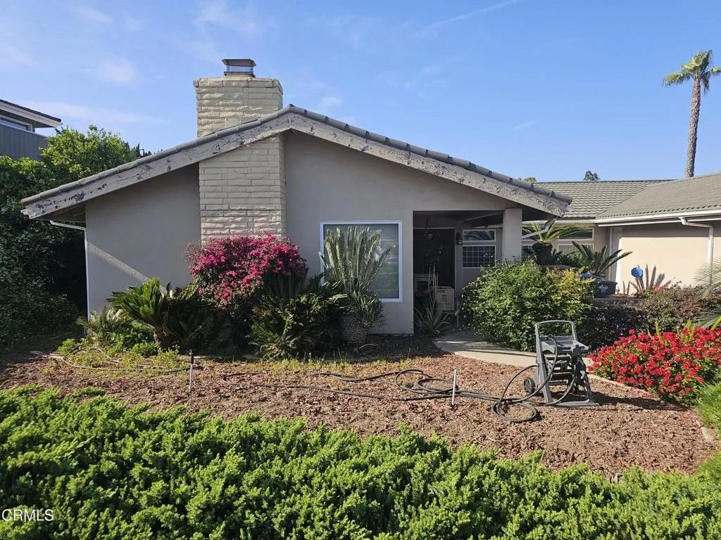 Photo of 61 Bradford Avenue, Camarillo, CA 93010 (MLS # V1-35759)