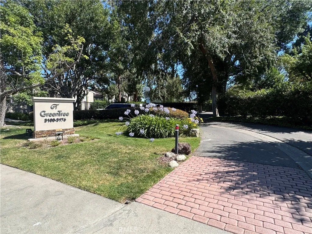 3166 E Palm