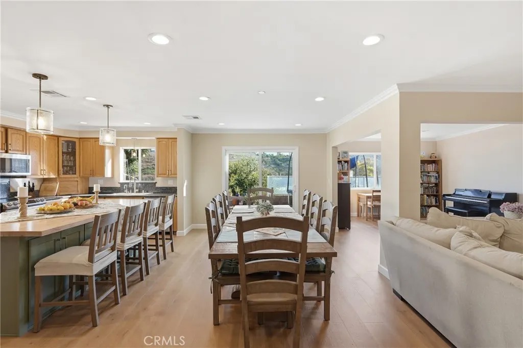27569 Longhill