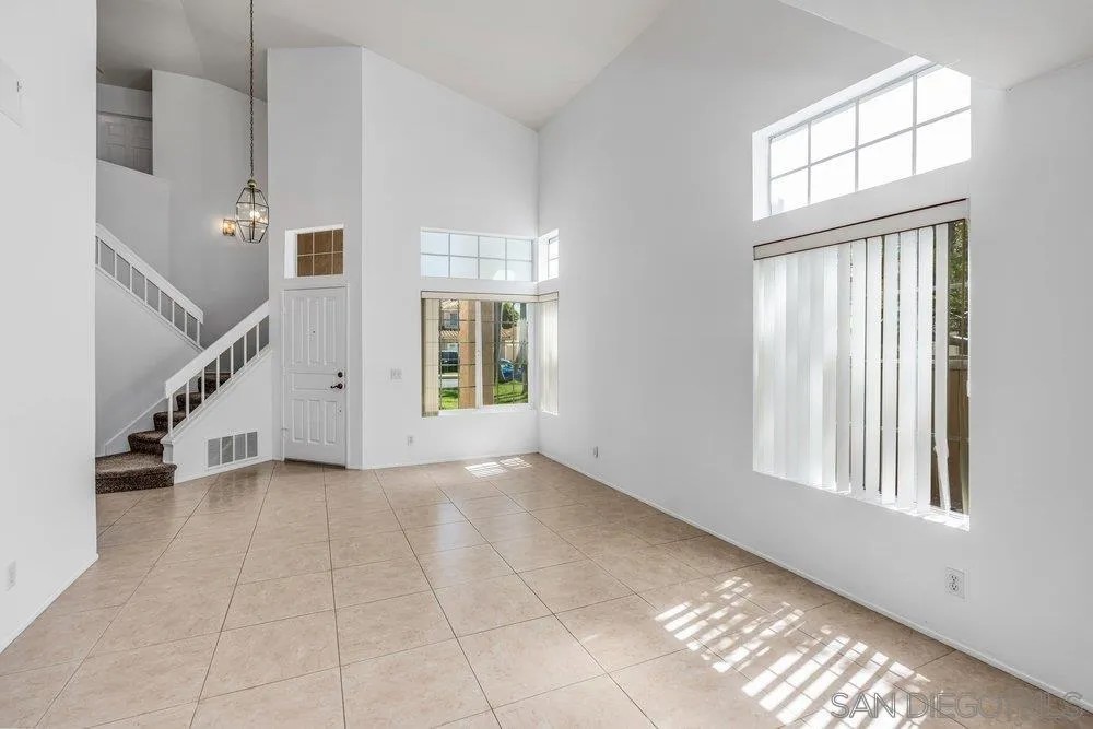 1979 Spanish Oak Way