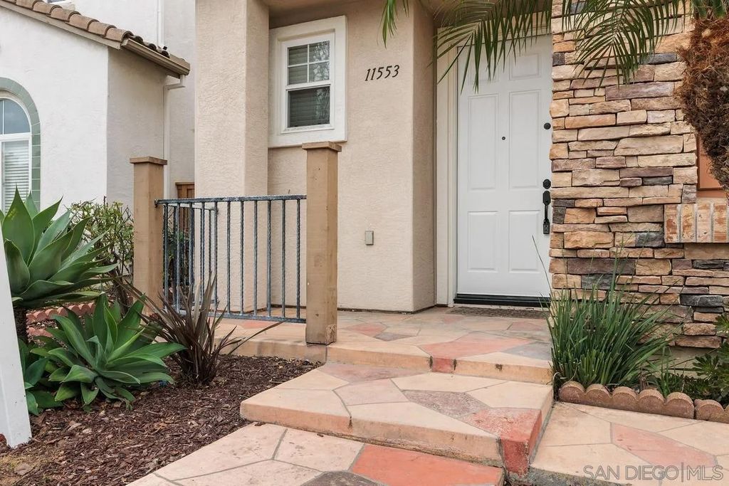 Photo of 11553 Trailbrook Lane, San Diego, CA 92128 (MLS # 260007636)