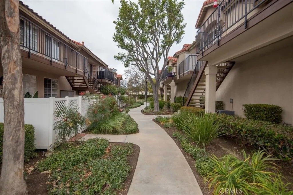 Photo of 29 Blue Oak #95, Rancho Santa Margarita, CA 92688 (MLS # OC26034666)