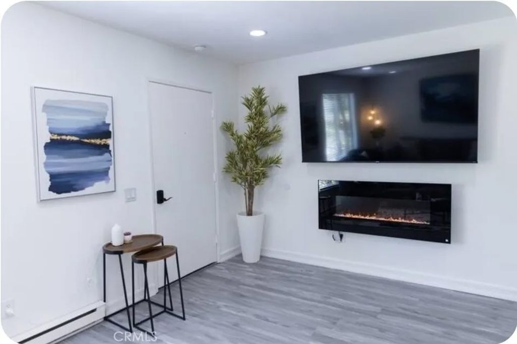 Photo of 341 Carriage #49, Santa Ana, CA 92707 (MLS # PW26029290)