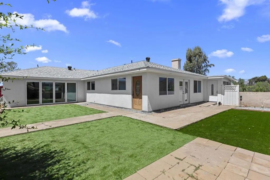 Photo of 12752 Lindo Lane, Lakeside, CA 92040 (MLS # NDP2604784)