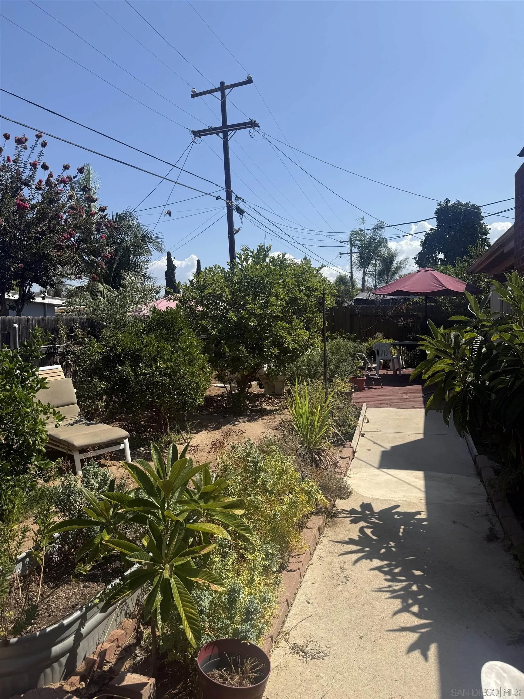 682 Valley Village Dr