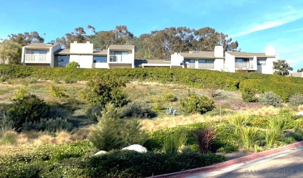 Photo of 13024 Caminito Mar Villa, Del Mar, CA 92014 (MLS # 2600800)