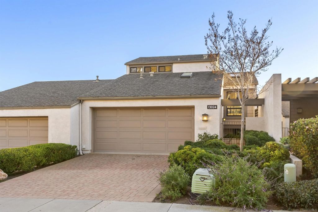 Photo of 13024 Caminito Mar Villa, Del Mar, CA 92014 (MLS # 2600800)