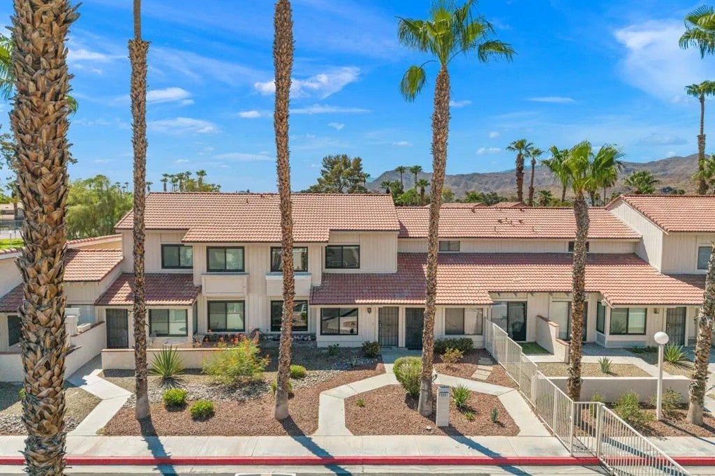 Photo of 5951 Montecito Drive #5, Palm Springs, CA 92264 (MLS # 219151865DA)