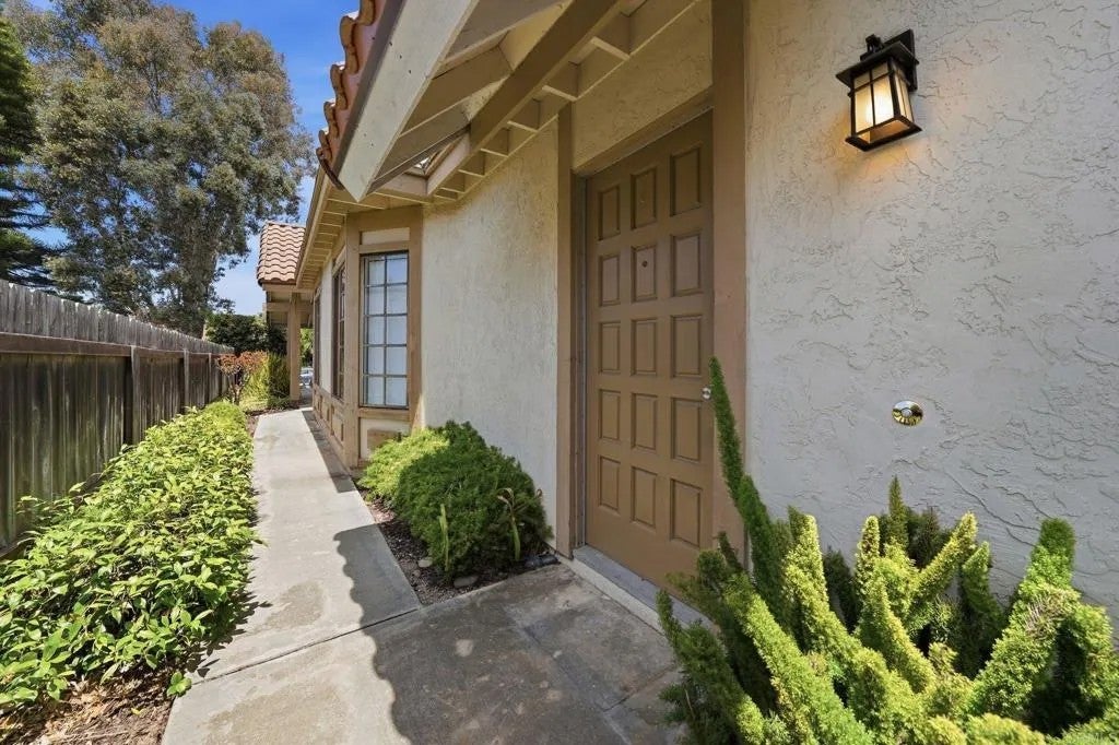 Photo of 2839 Cazadero Drive, Carlsbad, CA 92009 (MLS # NDP2606064)
