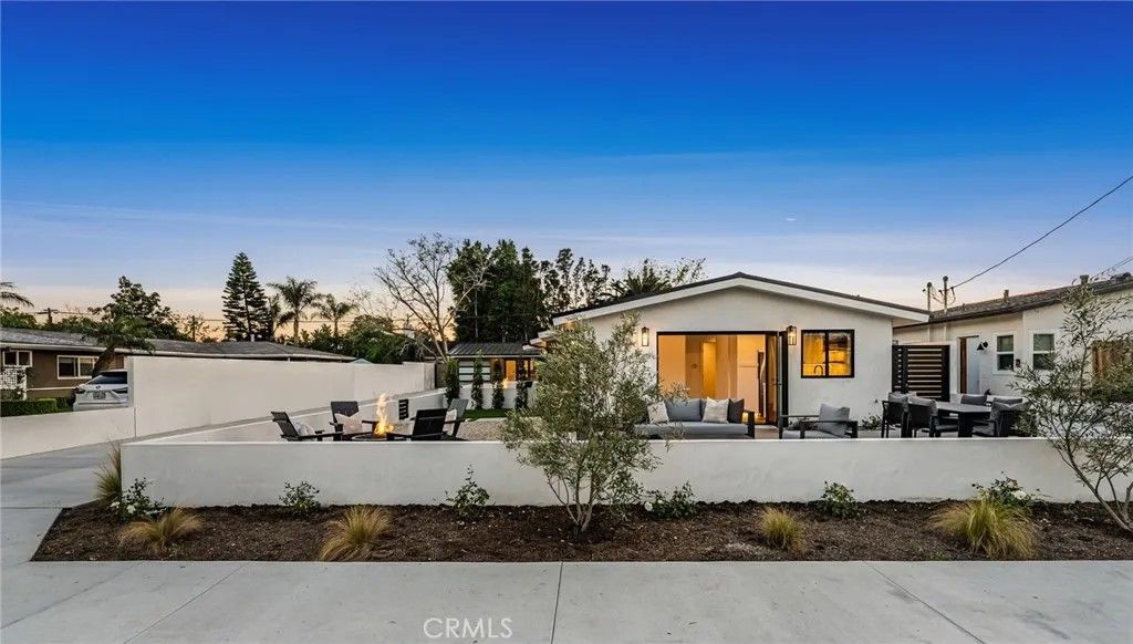 Photo of 251 Costa Mesa St #A, Costa Mesa, CA 92627 (MLS # OC26045986)