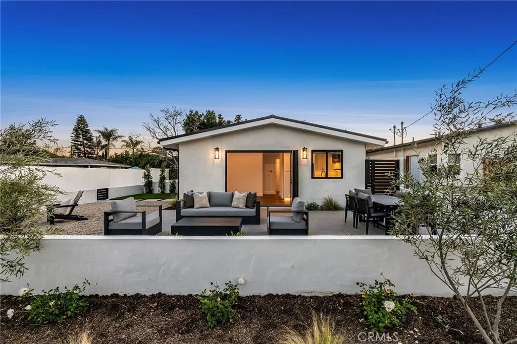 Photo of 251 Costa Mesa St #A, Costa Mesa, CA 92627 (MLS # OC26045986)