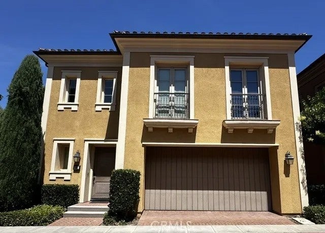 66 Brindisi, Irvine
