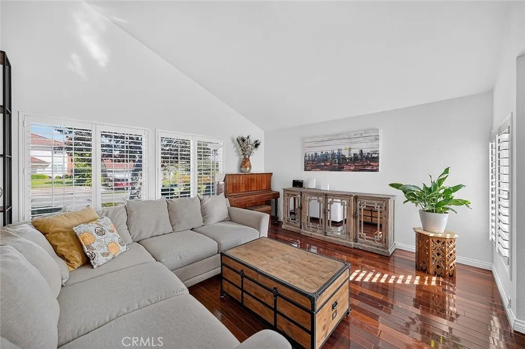 1307 Eltham