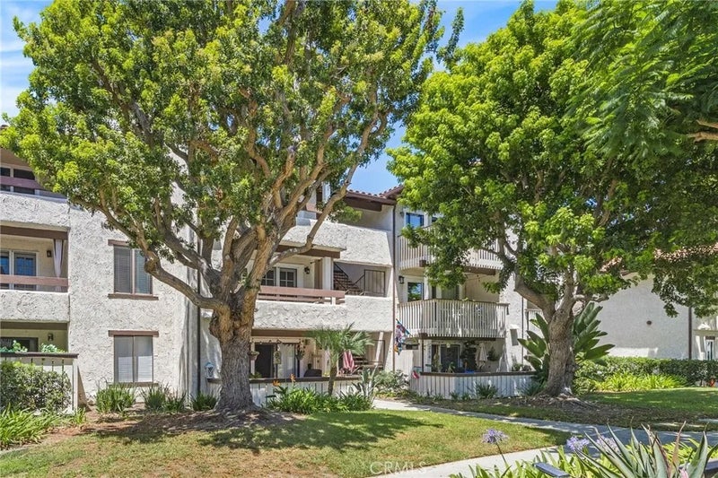 21372 Brookhurst 234