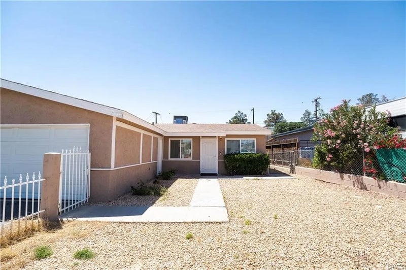1912 Sunset St