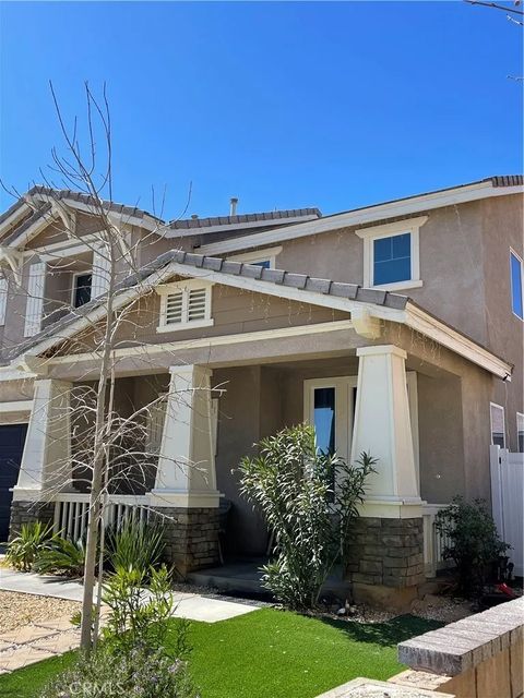 Photo of 43407 Hampton St, Lancaster, CA 93536 (MLS # CV26050565)