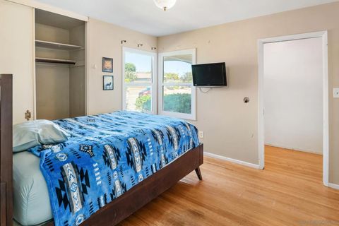 Tiny photo for 6549 Glenroy St, San Diego, CA 92120 (MLS # 250042191)