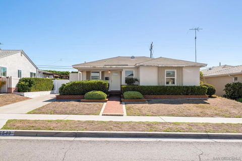 Tiny photo for 6549 Glenroy St, San Diego, CA 92120 (MLS # 250042191)