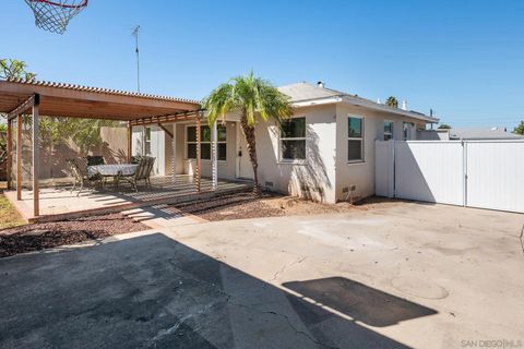 Tiny photo for 6549 Glenroy St, San Diego, CA 92120 (MLS # 250042191)