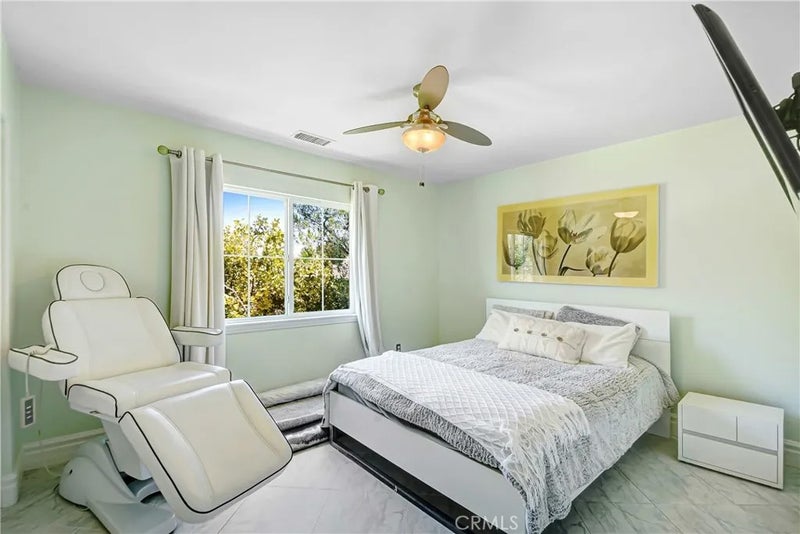 1530 Crestar Court