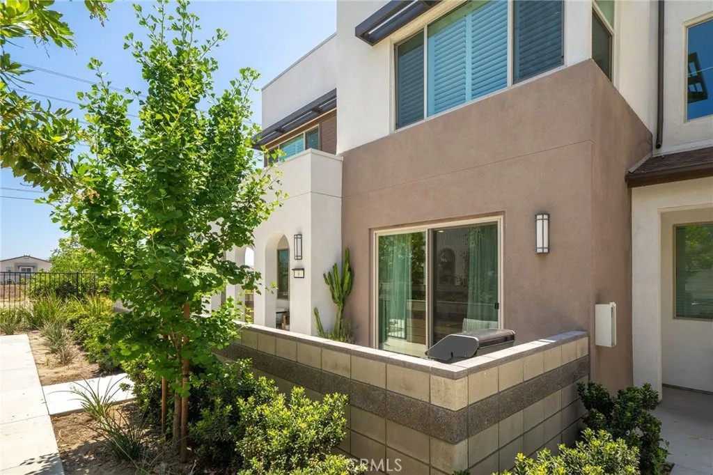 3590 E Peckham Paseo 6