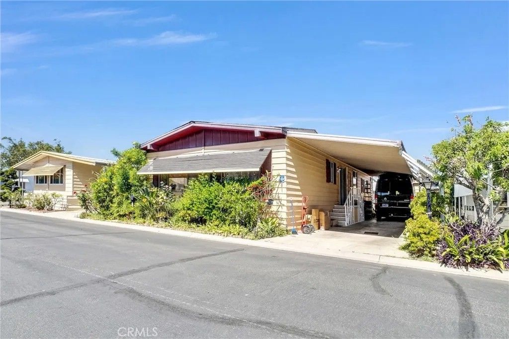 Photo of 10200 Bolsa Ave, Westminster, CA 92683 (MLS # PW26067044)